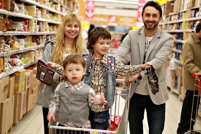 rodina na nákupech