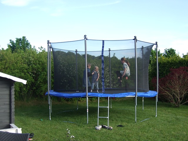 trampolína se sítí
