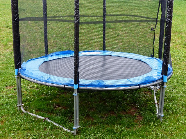 trampolína